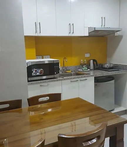 Suntrust Parkview Apartment Manila